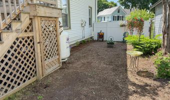 64 Division St, Bangor, ME 04401