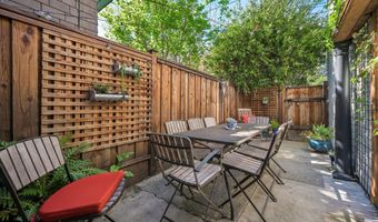 1376 Versailles Ave, Alameda, CA 94501