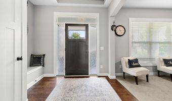 4313 Parkview Cir, Anoka, MN 55303