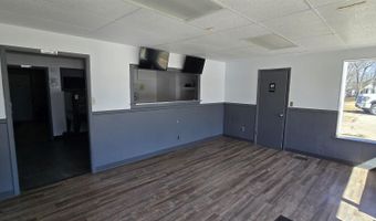 440 E Main St, Bloomfield, IN 47424