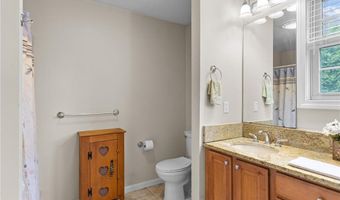 5 Leighas Ln, Coventry, RI 02816