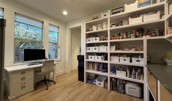 5571 Bethany Bend Dr, Las Vegas, NV 89135