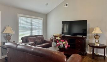 303 Oak Grove Dr, Bardstown, KY 40004