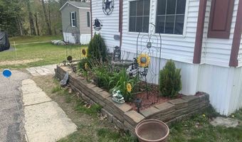 18 Autumn Dr, Belmont, NH 03220