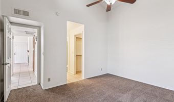 1976 N LEMON TREE Ln 19, Chandler, AZ 85224