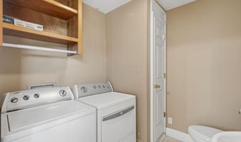 372 Reynoir St, Biloxi, MS 39530