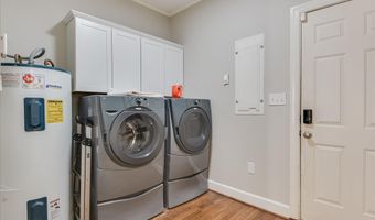 3531 W Lake Dr, Martinez, GA 30907