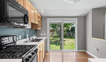 25 Edgecomb St, Albany, NY 12209