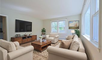 83 Vincent Ave, North Providence, RI 02904