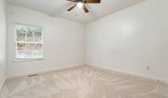211 WEATHERLY CLUB Dr, Alabaster, AL 35007