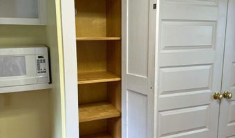 23613 FRONT St, Accomac, VA 23301