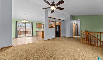 117 Thad St, Brandon, SD 57005