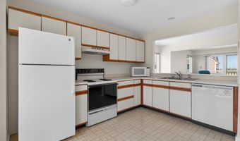 53 CAPE HENLOPEN Dr 109, Lewes, DE 19958