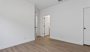 310 Brood Dr, Adkins, TX 78101