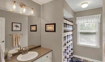 6765 WINDERMERE Ct, Allentown, PA 18104