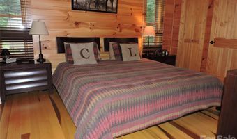 103 Chucks Ln, Bakersville, NC 28705