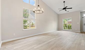 154 GARDENSIDE Dr, Alabaster, AL 35007