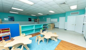 890 Vee St, Biloxi, MS 39532