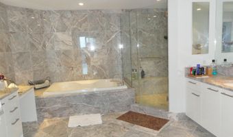 1881 N NASH St 1607, Arlington, VA 22209