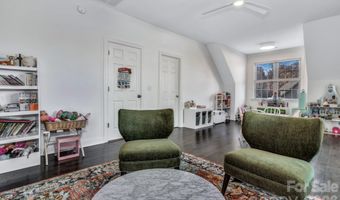 46 Stone House Rd, Arden, NC 28704