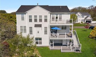 61 Schooner Cove Ln, Narragansett, RI 02882