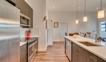 1111 ORREN St NE 300, Washington, DC 20002