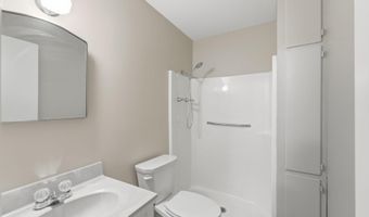 1203 Superior Dr, Auburn, IN 46706