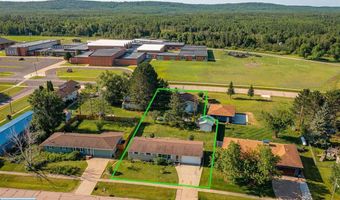 42 Locust Dr, Babbitt, MN 55706