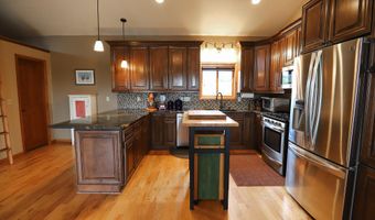 15 Helen Ln, Banner, WY 82832