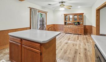 904 6th Ave E, Albia, IA 52531