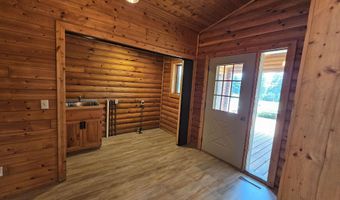 332 Allan St, Allison, IA 50602