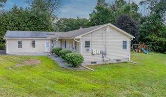 16 Gooseneck Hill Rd, Canterbury, CT 06331