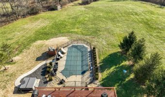 10616 Trevor Dr, Aurora, IN 47001