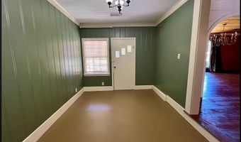 202 Bates St, Batesville, MS 38606