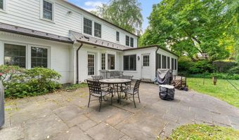 5121 BALTAN Rd, Bethesda, MD 20816