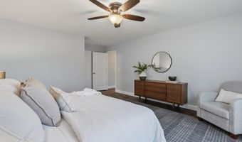 10 Wilson Way, Brentwood, NH 03833
