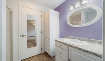 2232 N CLOUDVIEW Dr, Appleton, WI 54914