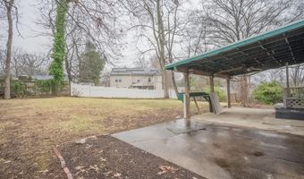 6909 FERN Ln, Annandale, VA 22003