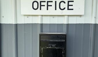 301 Old Dubuque Rd, Anamosa, IA 52205