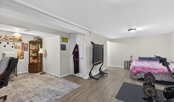 1707 Muny Vista Dr, Alton, IL 62002