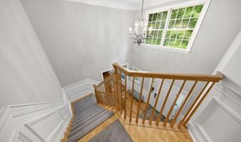 80 Skytop Rd, Andover, NJ 07860
