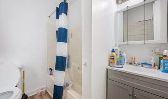 34 Winter St, Bangor, ME 04401