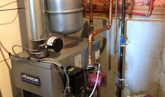 70 Mohawk St, Cumberland, RI 02864