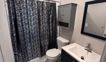 92 Woodland Dr, Aberdeen, NJ 07735