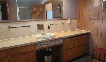 311 S Superior St, Angola, IN 46703