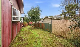 830 CHICAGO Ave, Bandon, OR 97411