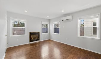 5402 S 12TH St S, Arlington, VA 22204