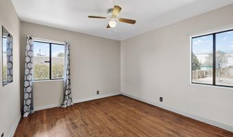 165 Hilton Ave NW, Albuquerque, NM 87107