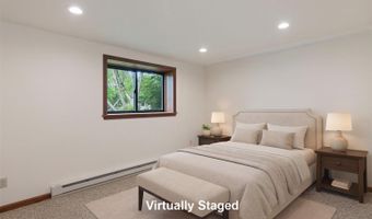 15 Spring Hollow Ln, Barre, VT 05641