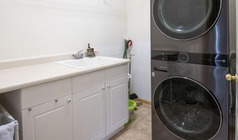 1082 W Wildwood Rd C, Avon, CO 81620